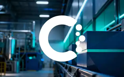 Moderne, abstrakte Industrie-Architektur in einer Chemieanlage, die für nachhaltige Innovation steht. - Foto: über boerse-global.de