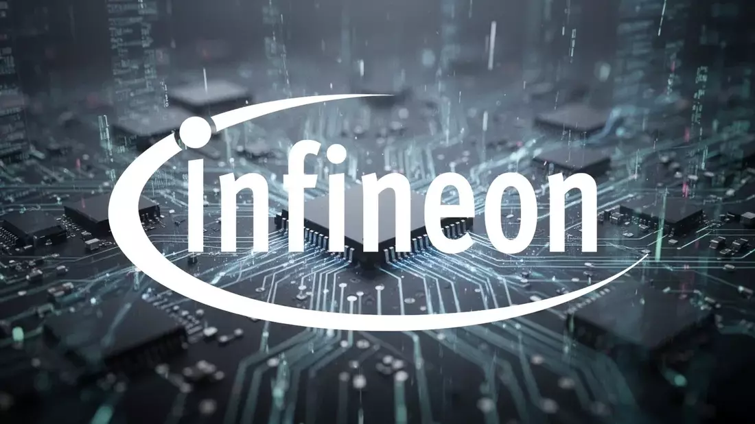 Infineon Stock at Crossroads: Q3 Earnings to Decide Trend After 21% Monthly Drop