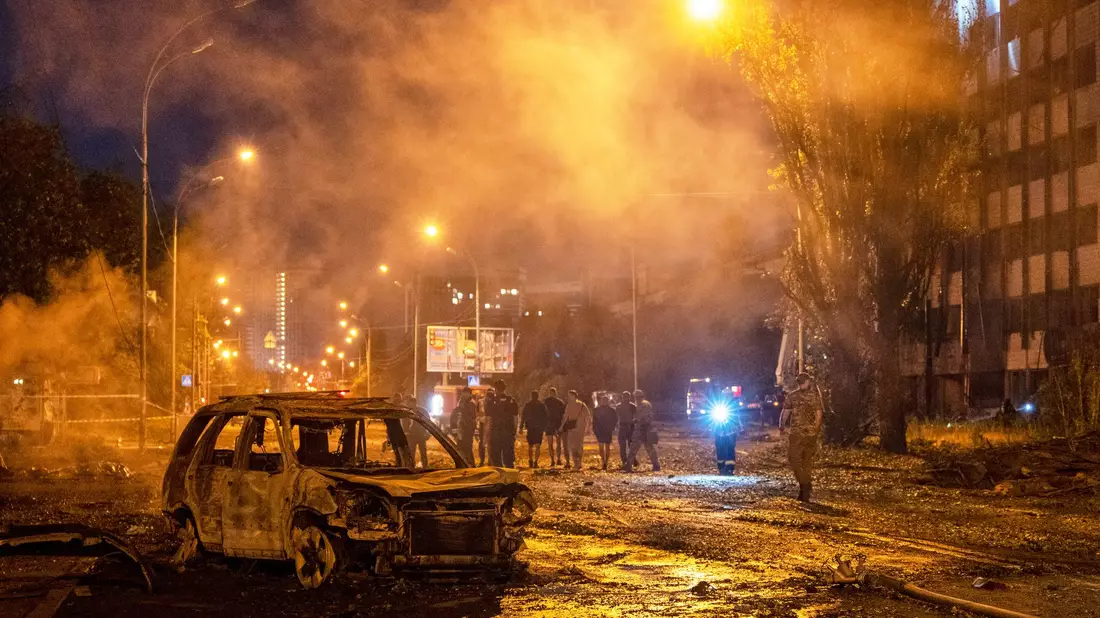 Erneut hat Russland die Ukraine massiv mit Angriffen überzogen. - Bild: Dan Bashakov/AP/dpa