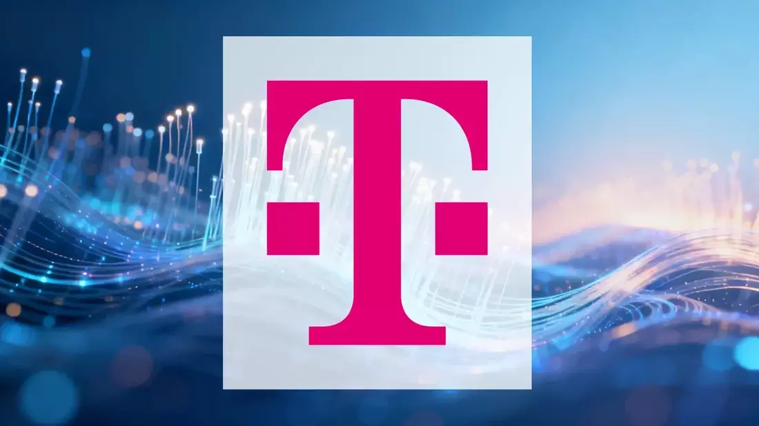 Deutsche Telekom Q2 Results: T-Mobile US Merger Stalls, Currency and Starlink Risks Loom