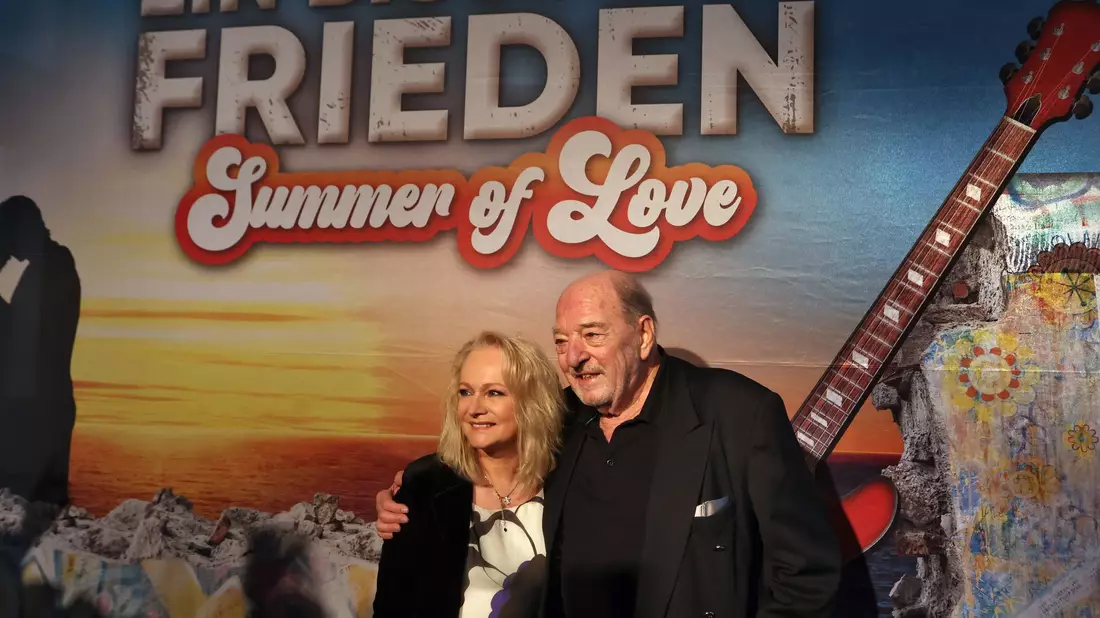 Das neue Lied erinnert Siegel an das von Nicole gesungene Lied «Ein bisschen Frieden», Gewinner des Eurovision Song Contest 1982. (Archivbild) - Bild: Karl-Josef Hildenbrand/dpa