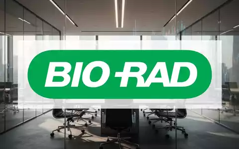 Abstrakte Darstellung eines modernen Konferenzraums als Symbol für Unternehmensfusionen und strukturelle Veränderungen. - Foto: über boerse-global.de