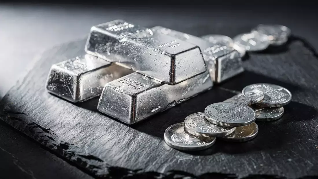 Silberpreis fällt auf 57,77 Dollar: Korrektur trotz starker physischer Nachfrage