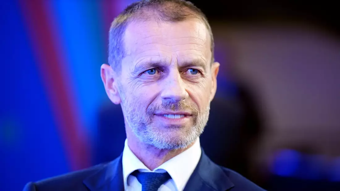 Aleksander Ceferin gibt sich gerne als Gegenentwurf zu Gianni Infantino. (Archivbild) - Bild: James Manning/PA Wire/dpa