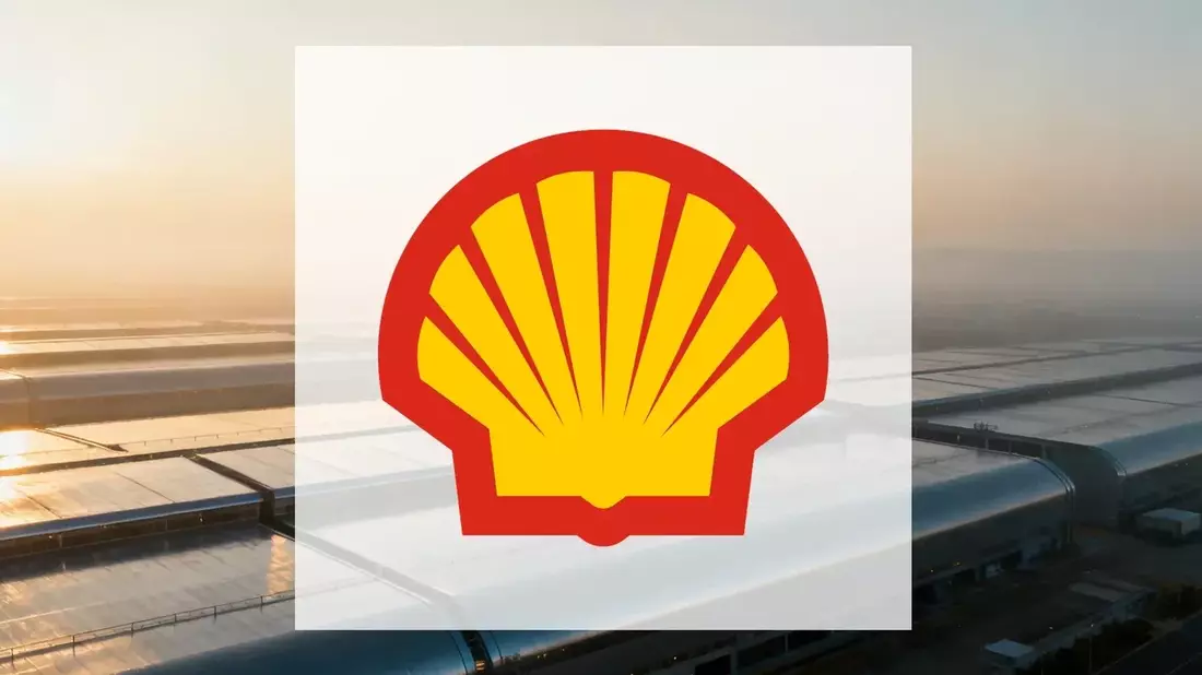 Shell Q2 Earnings Surge on High Oil Prices, But Stock Overbought Signals Caution