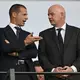 Aleksander Ceferin (l) führt Europas Protest gegen Gianni Infantino an. (Archivbild) - Bild: Robert Michael/dpa