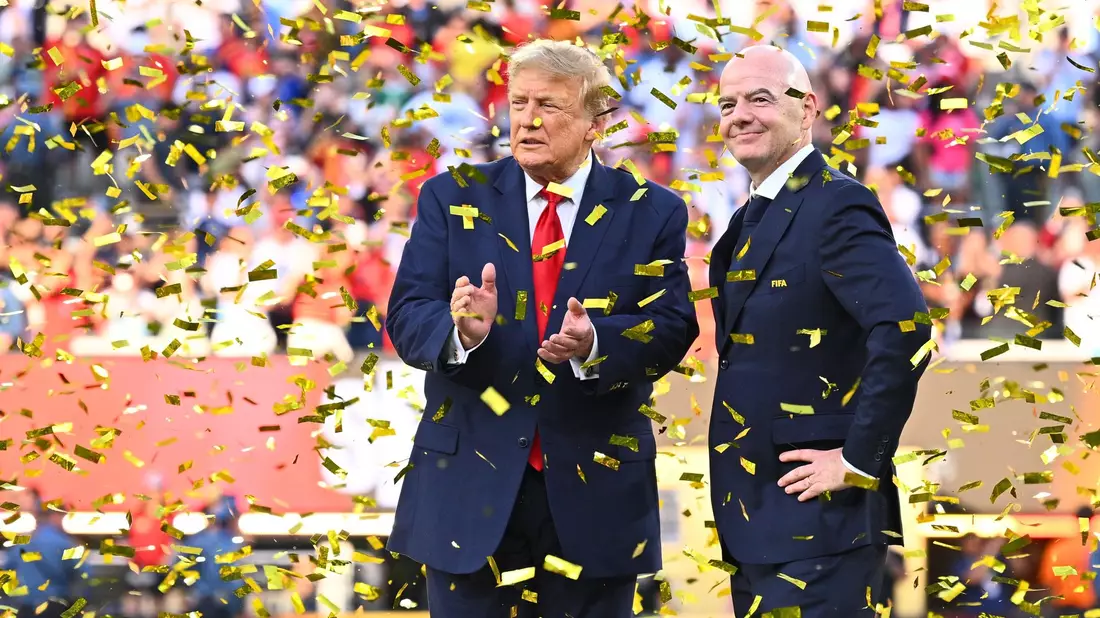 Während der WM hatten Donald Trump (l) und Gianni Infantino viel Spaß zusammen. (Archivbild) - Bild: Tom Weller/dpa