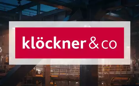 Abstrakte Darstellung einer modernen Industrieanlage bei Dämmerung mit Fokus auf Metallstrukturen. - Foto: über boerse-global.de