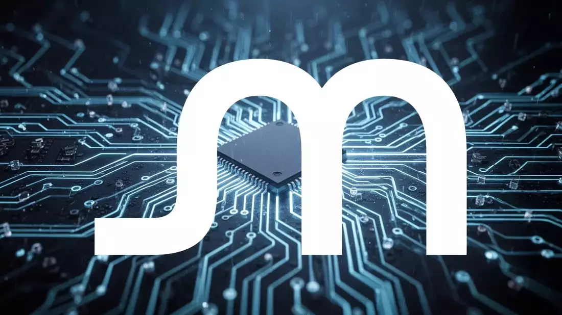 Micron Stock: AI Memory Boom vs. China DRAM Threat