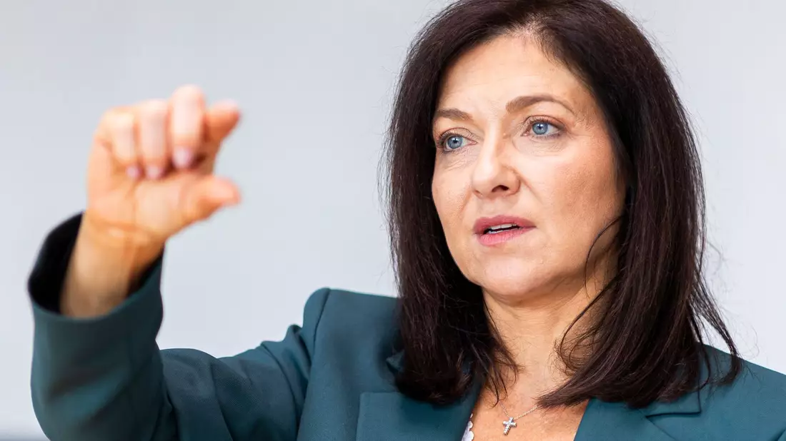 Ministerin Reiche: Reserve für Krisensituationen. - Bild: Michael Matthey/dpa