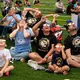 Menschen beobachten 2024, wie der Mond die Sonne während einer totalen Sonnenfinsternis teilweise verdeckt, gesehen von Eagle Pass, Texas. - Bild: Eric Gay/AP/dpa