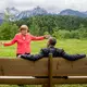 Sind eigentlich Freunde: Ex-Bundeskanzlerin Angela Merkel (CDU) und Ex-US-Präsidenten Obama. (Archivbild) - Bild: Michael Kappeler/dpa POOL/dpa
