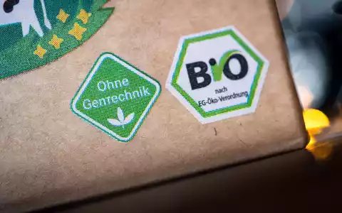 Die Nachfrage nach Bio-Lebensmitteln ist im zweiten Quartal erneut gestiegen. (Archivbild) - Foto: Sina Schuldt/dpa