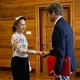 Wo das Treffen Suu Kyis mit Arnaud de Baecque stattfand, blieb unklar. - Bild: Uncredited/Myanmar President Office via AP/dpa