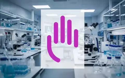 Modernes pharmazeutisches Forschungslabor mit steriler Atmosphäre und Fokus auf medizinische Innovation. - Foto: über boerse-global.de