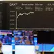Der deutsche Börsen-Leitindex hat erstmals die Marke der 26.000 Punkte geknackt.  - Bild: Andreas Arnold/dpa