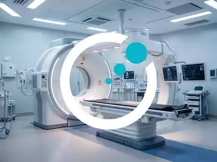 Modernes medizinisches Behandlungszimmer mit fortschrittlicher Bestrahlungstechnologie in einer Klinik. - Foto: über boerse-global.de