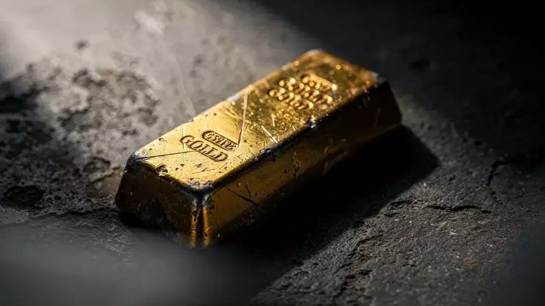 Gold Holds Near $4,090 as Central Bank Buying Offsets Geopolitical Thaw