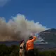 Bei den Menschen herrscht Entsetzen angesichts der andauernden Brände, die so viel Natur zerstören. - Bild: Petros Giannakouris/AP/dpa