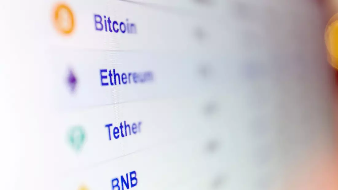 Anleger, die ihr Geld in Bitcoin und andere Kryptowährungen investiert haben, müssen sich in Geduld üben. (Symbolbild) - Bild: Karl-Josef Hildenbrand/dpa