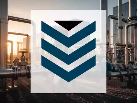 Moderne Erdgas-Infrastruktur bei Sonnenuntergang als Symbol für die Energiebranche - Foto: über boerse-global.de