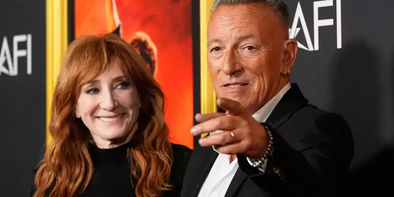 Springsteens Frau Patti ist auch Mitglied der legendären E Street Band, die den Rockmusiker seit Jahrzehnten begleitet. (Archivbild) - Foto: Chris Pizzello/Invision/AP/dpa