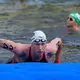 Florian Wellbrock wurde in Paris Europameister über 10 Kilometer. (Archivbild) - Bild: Vincent Thian/AP/dpa