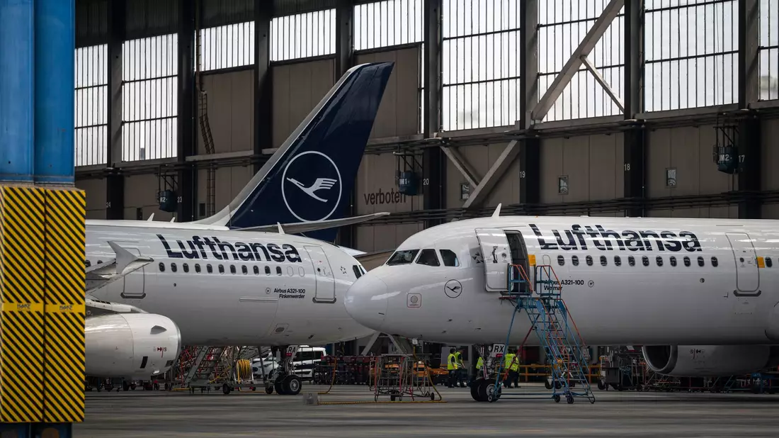 Streiks und teures Kerosin haben Lufthansa das Geschäft erschwert. (Archivbild) - Bild: Hannes P. Albert/dpa