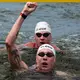 Mit einem starken Schlussspurt sicherte sich Florian Wellbrock nach zehn Kilometern den Sieg in der Seine. - Bild: Dimitar Dilkoff/AFP/dpa
