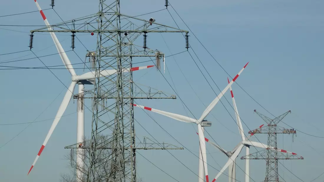 In der Energiepolitik soll es einen Kurswechsel geben. (Symbolbild) - Bild: Carsten Rehder/dpa