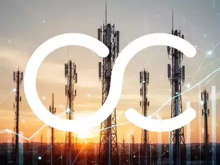 Abstrakte Darstellung moderner Telekommunikationsinfrastruktur bei Sonnenuntergang als Symbol für stabile Dividenden. - Foto: über boerse-global.de