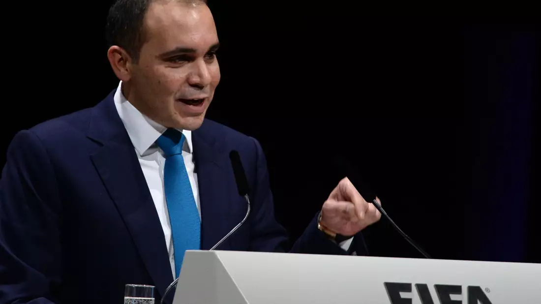 Trat gegen Infantino bei der Präsidentschaftswahl der FIFA 2016 an: Prinz Ali bin al-Hussein aus Jordanien. (Archivbild) - Bild: picture alliance / dpa