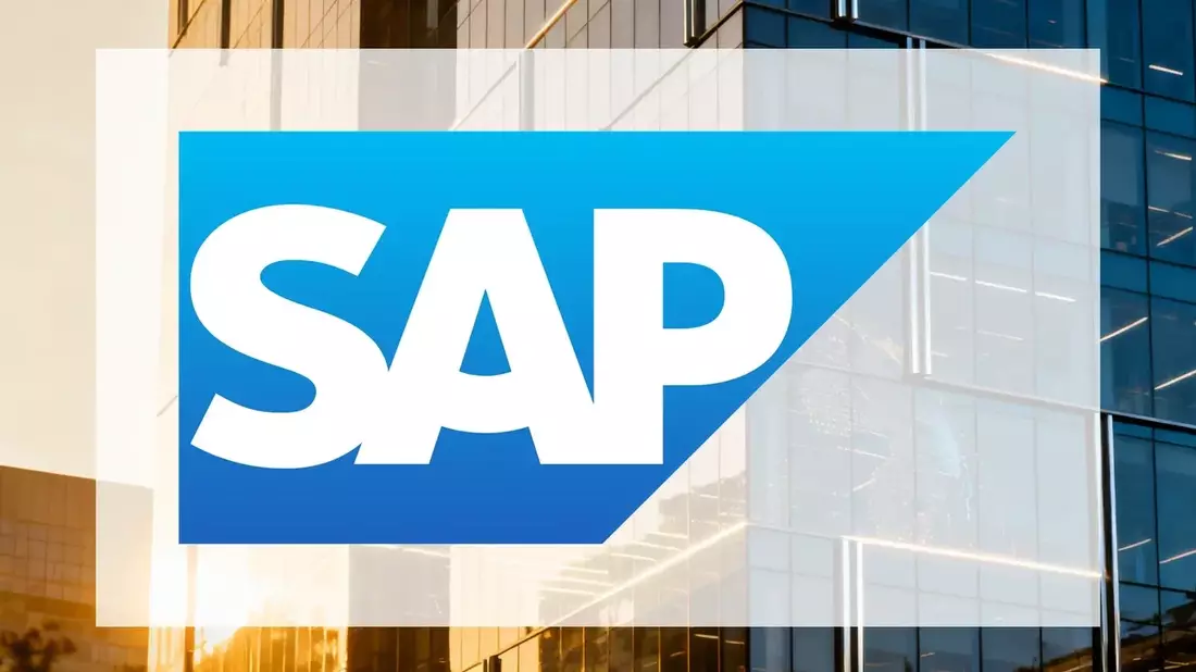SAP Stock Rises 20% in 30 Days but Faces Cloud Transition Costs
