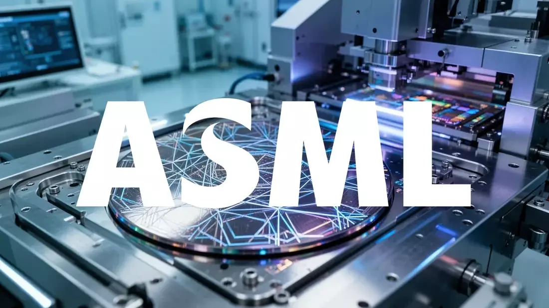ASML Stock Tug-of-War: Strong Demand vs. China Risks and US Pressure