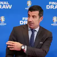 Luis Figo hat von Gianni Infantino die Schnauze voll. (Archivbild) - Foto: Christian Charisius/dpa