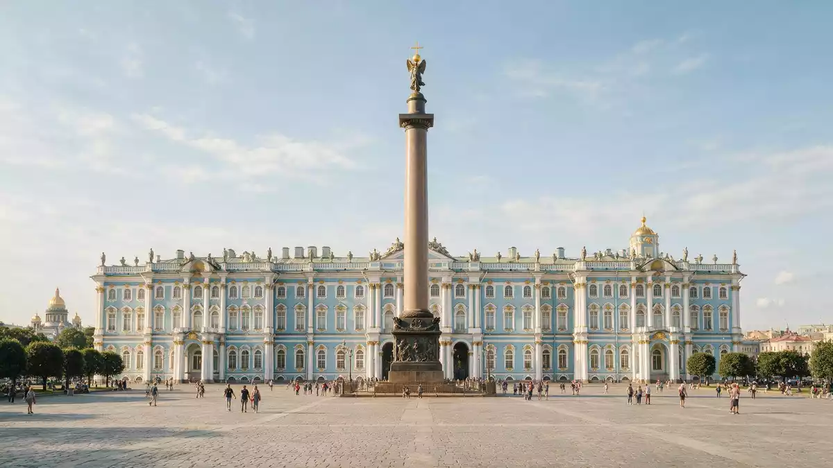Editorial-Reisemagazinbild vom Wahrzeichen Eremitage Sankt Petersburg in Sankt Petersburg, R…