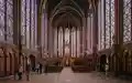 Editorialbild im Reisemagazin-Stil vom Wahrzeichen Sainte-Chapelle Paris in Paris Frankreich, ausgewogene Bildgestaltung und natuerliches Umgebungslicht - Foto: THN