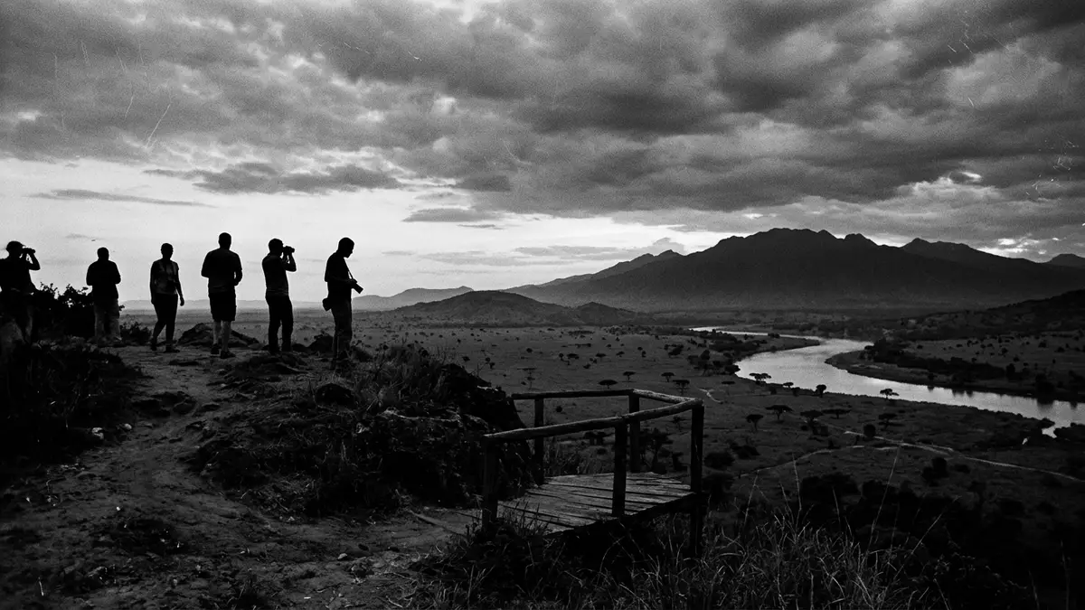 Schwarzweiss-Reportage vom Wahrzeichen Queen-Elizabeth-Nationalpark in Kasese, Uganda