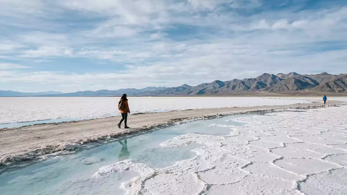 Editorial-Reisemagazinbild vom Wahrzeichen Salinas Grandes Jujuy in Jujuy, Argentinien