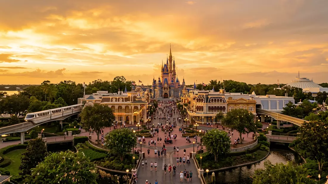 Fotorealistische Ansicht von Walt Disney World Orlando in Orlando, USA im Abendlicht