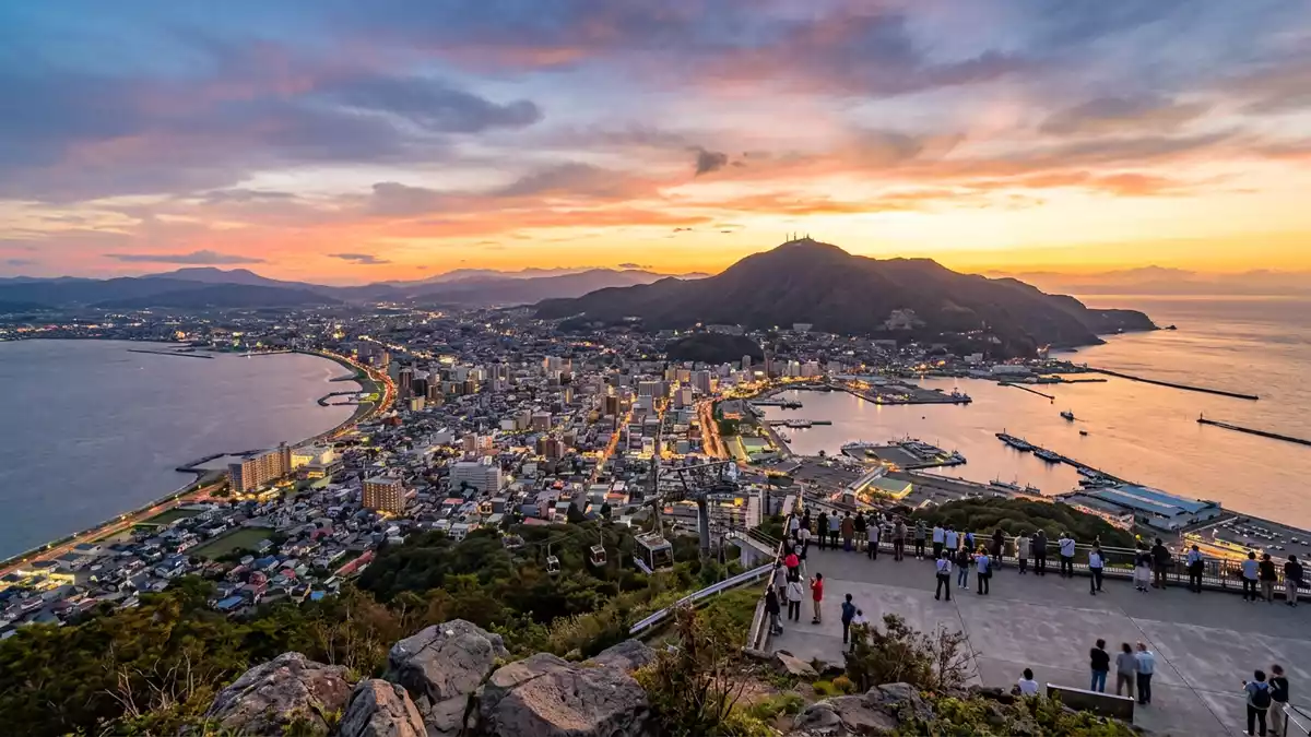 Fotorealistische Ansicht von Nachtblick Hakodate in Hakodate, Japan im Abendlicht