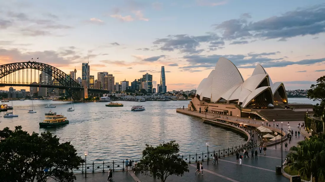 Editorial-Reisemagazinbild vom Wahrzeichen Sydney Opera House in Sydney, Australien