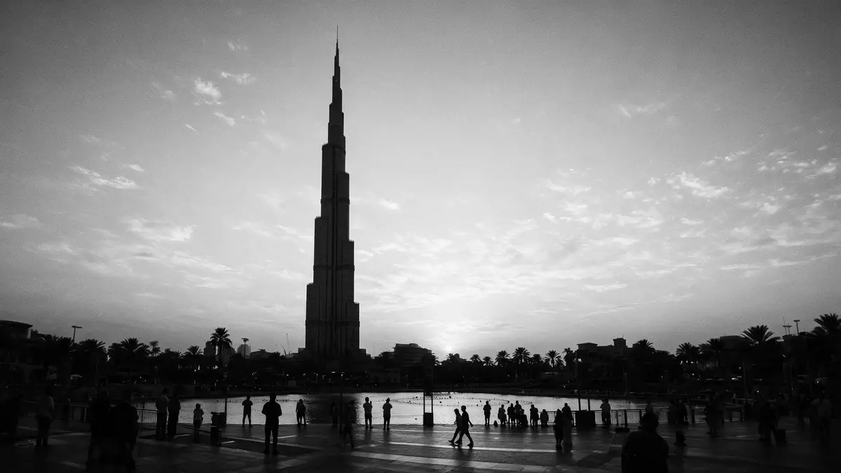 Schwarzweiss-Reportage vom Wahrzeichen Burj Khalifa Dubai in Dubai, VAE