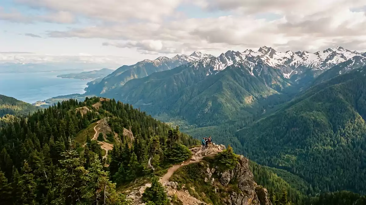 Editorial-Reisemagazinbild vom Wahrzeichen Olympic-Nationalpark in Port Angeles, USA