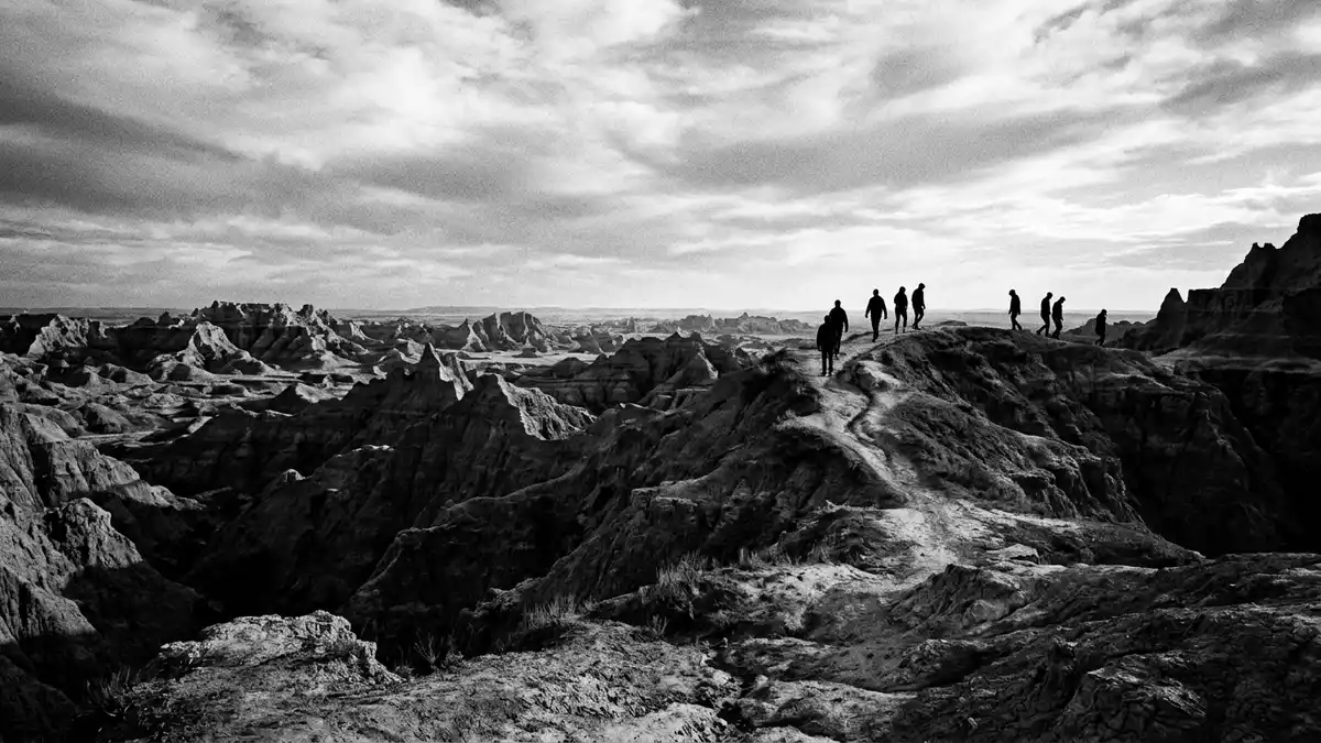 Schwarzweiss-Reportage vom Wahrzeichen Badlands-Nationalpark in Interior, USA