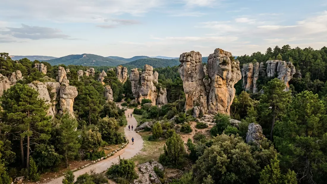 Editorial-Reisemagazinbild vom Wahrzeichen Ciudad Encantada Cuenca in Cuenca, Spanien
