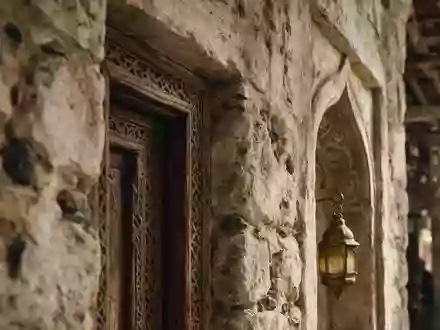 Extreme Makroaufnahme eines Materialdetails am Wahrzeichen Souq Waqif in Doha Katar, taktile Struktur und weiches - Foto: THN