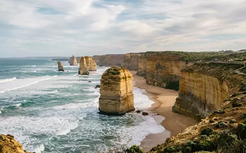 Editorialbild im Reisemagazin-Stil vom Wahrzeichen Zwölf Apostel Australien in Port Campbell Australien, ausgewogene Bildgestaltung und - Foto: THN
