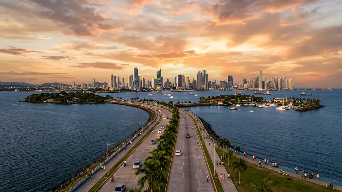Fotorealistische Ansicht von Amador Causeway in Panama-Stadt, Panama im Abendlicht