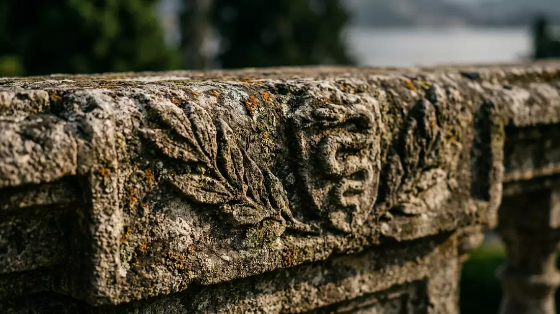 Makroaufnahme eines Materialdetails am Wahrzeichen Isola Bella Lago Maggiore, Stresa Italien